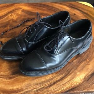 Dr Martens Henrietta Black shoes